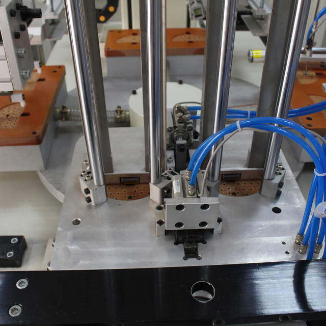 全自动文具尺丝印机 (HX-X4CJJ-UV)