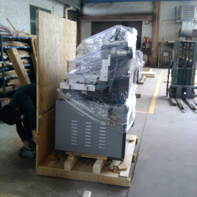 HX-6090半自动平面丝印机吸气台面